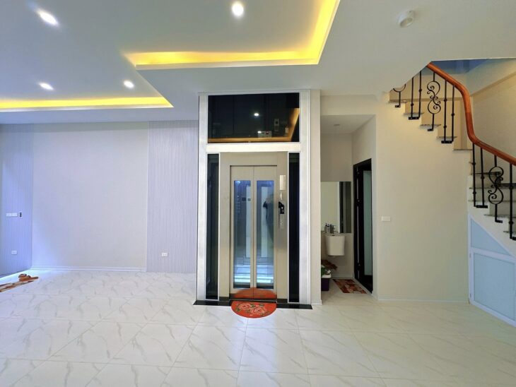 VIP – Phân lô phố Vương Thừa Vũ – nhà đẹp – thang máy – oto đỗ, 48m2 giá chỉ 16,5T