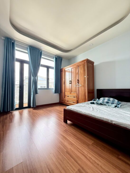 NHÀ 4 TẦNG BTCT MỚI ĐẸP LUNG LINH 60M2, NGAY BẾN XE BUÝT HIỆP THÀNH. QUẬN 12.