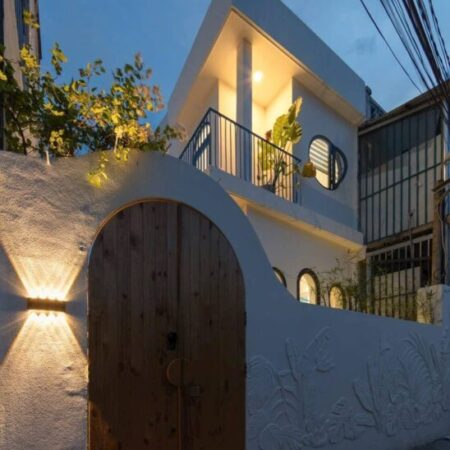 BIỆT THỰ MINI SÂN VƯỜN CỰC CHILL 3 TẦNG BTCT CHỦ XÂY TÂM HUYẾT 62M2 NGAY SONG HÀNH TRUNG TÂM HÓC MÔN