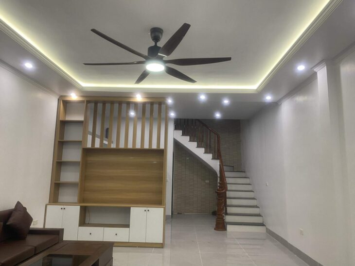 Cần tiền bán nhà 3 tầng Gia Lâm – Hà Nội, giá 6.3 tỷ