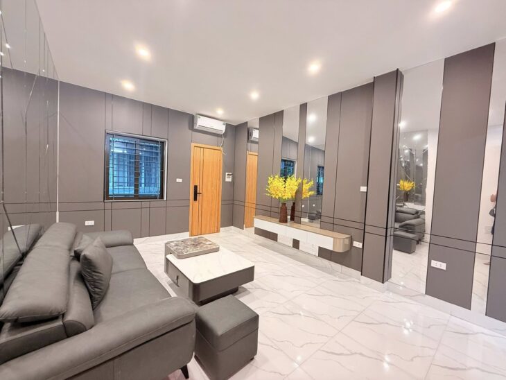 💥Siêu Tập thể Thái Thịnh 115m2, 3 ngủ, Nội thất cực chất, trung tâm Đống Đa, hơn 4 tỷ