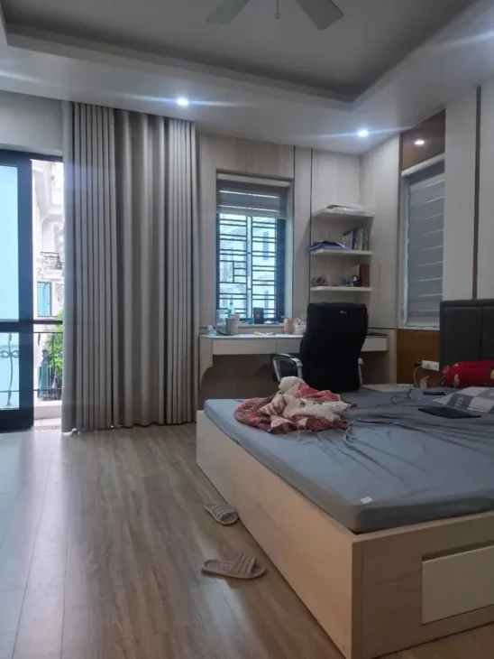 PHÂN LÔ- GARA -Ô TÔ TRÁNH BT KIẾN HƯNG- HÀ ĐÔNG 78mx 5 tầng, 3 thoáng, VỈA HÈ MT 7M 22,9 TỶ.