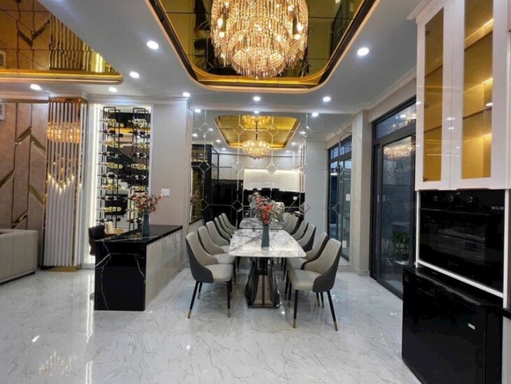 🔥 SIÊU PHẨM MẶT TIỀN PHÚ MỸ HƯNG – FULL NỘI THẤT CAO CẤP, CÓ THANG MÁY