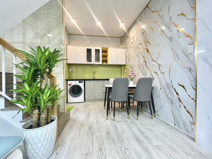 Nhà mới 2 tầng 26m2, Vuông – Quang Trung QV