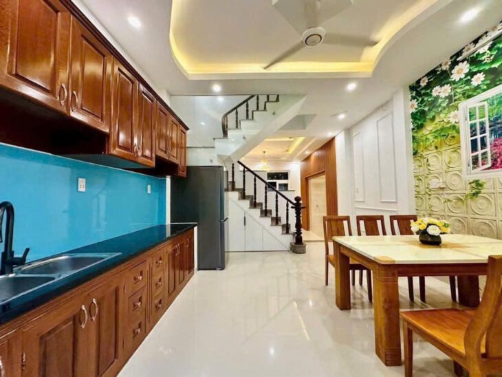 Nhà mới 4 tầng HXH sàn 183m2, Vuông – Thạnh Xuân 40 Quận 12