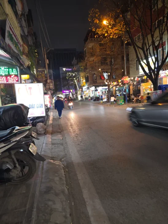 Bán nhà đường 19/5, Hà Đông, Ô tô, 3 thoáng 80×4 tầng giá 16 tỷ.