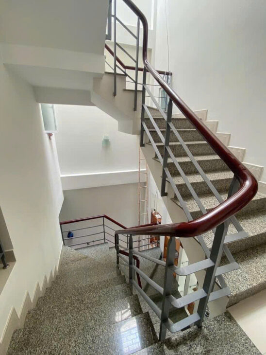 CC gửi bán MTKD Nguyễn Văn Công 84m2(4×21) 3 tầng KD sầm uất sát sân bay TSN 13.8 tỷ.