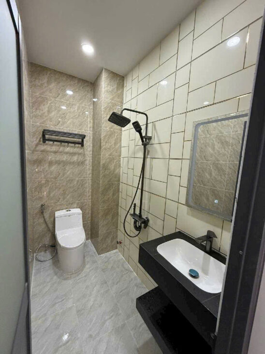 Bán nhà NGÕ 5.5x10m, 3 tầng, 4PN, đường Liên khu 10-11, Bình Tân. SH, 5.5 tỷ.