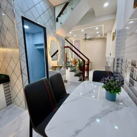 Nhà mới 2 tầng 27m2, Full nội thất – Quang Trung QV