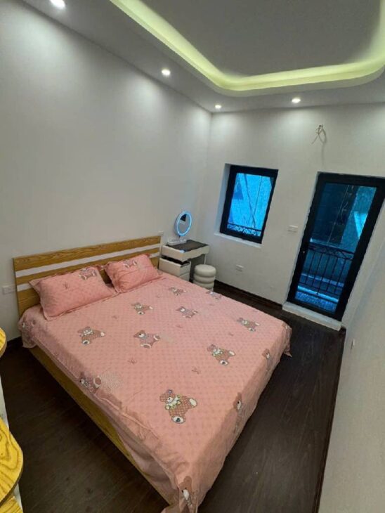 6.7 TỶ – KHÂM THIÊN – 33M – 4 TẦNG – FULL NỘI THẤT – VÀI BƯỚC RA Ô TÔ TRÁNH