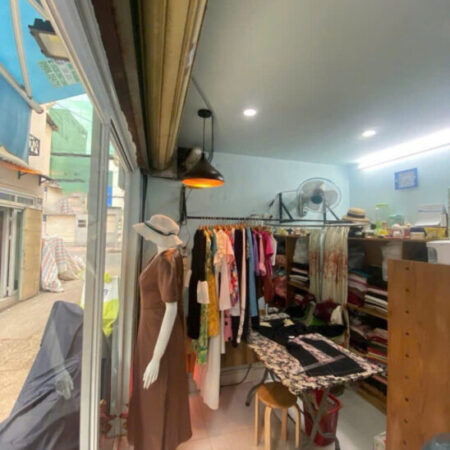 Giảm 510tr! Nhà mặt tiền Kinh doanh 2 tầng 11m2, Vuông – Huỳnh Văn Bánh PN