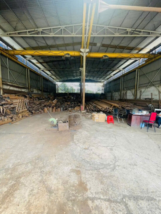 Giảm mạnh 2 tỷ! Nhà xưởng mặt tiền đường xe tải 650m2, Vuông – An Phú Đông 12 Q12