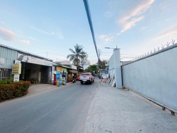 Giảm mạnh 2 tỷ! Nhà xưởng mặt tiền đường xe tải 650m2, Vuông – An Phú Đông 12 Q12