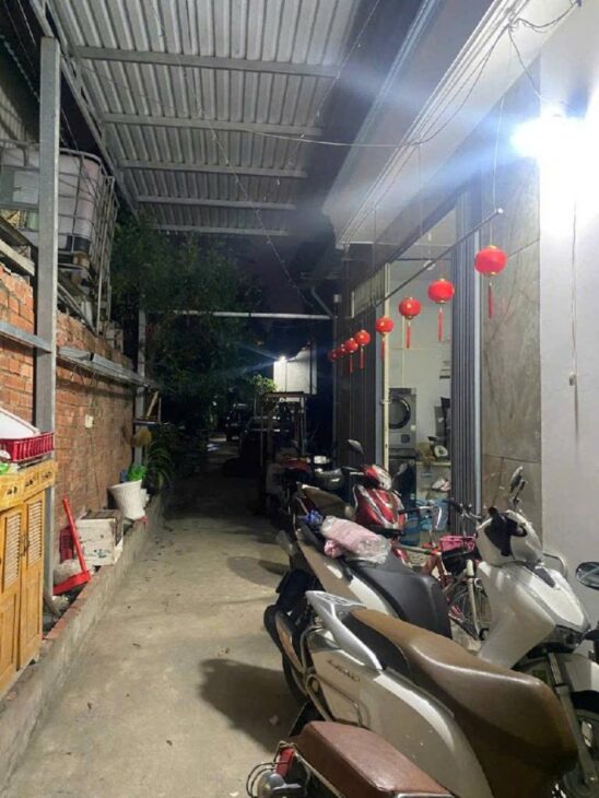 Nhà mặt tiền hẻm đường ôtô né 535m2 – Vườn Lài Q12