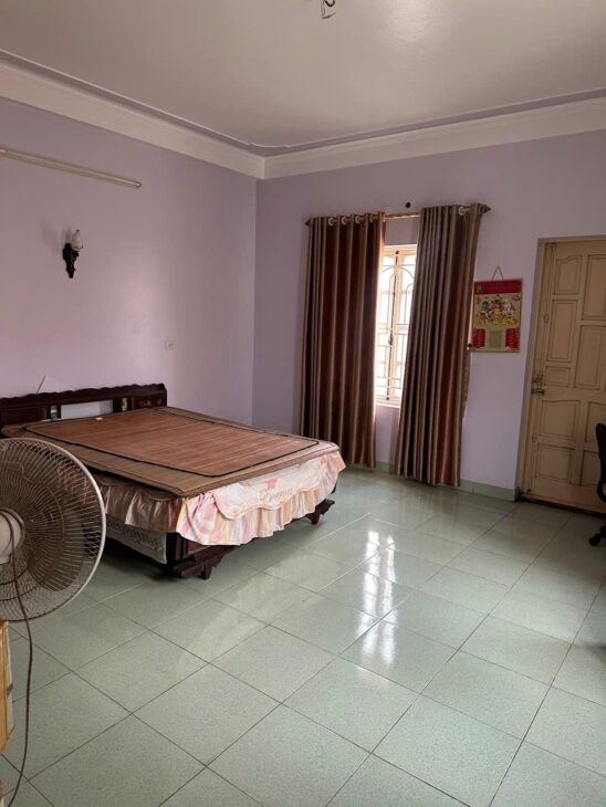 bán nhà góc thoáng khu đô thị trần hưng đạo, diện tích cực rộng gần 100m2 mà giá cực êm.