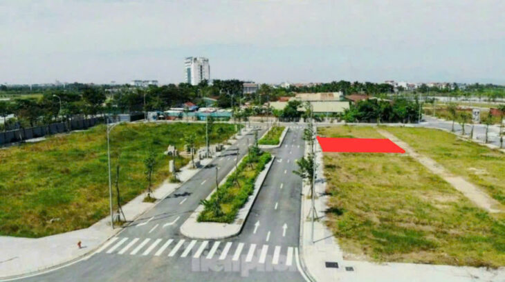 Bán 180m2 đất biệt thự tái định cư Đông Nam Cổ Dương – lô 3 mặt tiền – mặt đường đôi 23m