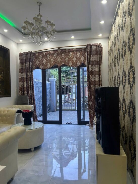 BÁN GẤP NHÀ 3 TẦNG VŨ TRỌNG PHỤNG – 7,X TỶ ĐỒNG – LH: 0917361553*