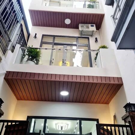 BÁN NHÀ PHÂN LÔ XUÂN LA – 55M² – 6 TẦNG – THANG MÁY CHỜ – Ô TÔ – CHỈ 14 TỶ