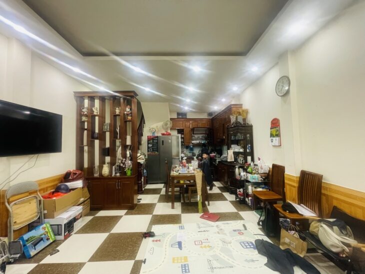 Bán nhà riêng Xuân Thủy, gần ô tô, 40m2 – 4,6M, 10 tỷ