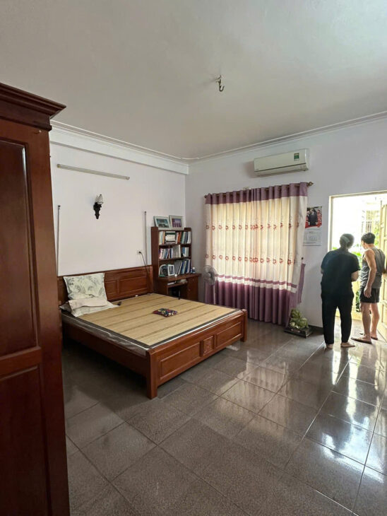 bán nhà góc thoáng khu đô thị trần hưng đạo, diện tích cực rộng gần 100m2 mà giá cực êm.