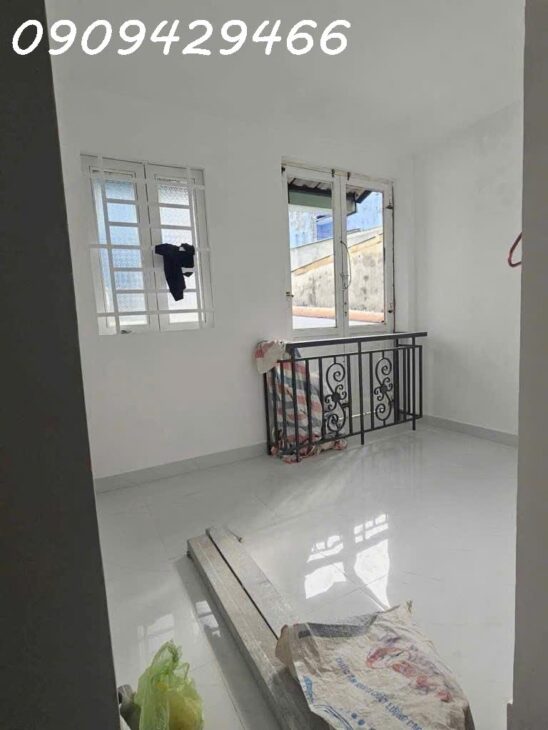 BÁN NHÀ QUẬN 7 – GẦN HUỲNH TẤN PHÁT- HẺM 4M XE HƠI ĐỖ CỬA – NHÀ 4 TẦNG-6 PHÒNG NGỦ – DÒNG TIỀN