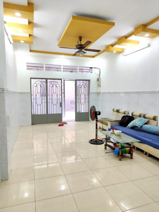 Chính Chủ Bán gấp nhà riêng Trịnh Đình Trọng, Tân Phú Chỉ 5,45 tỷ, 52 m2, đẹp, nhà mới vào ở ngay