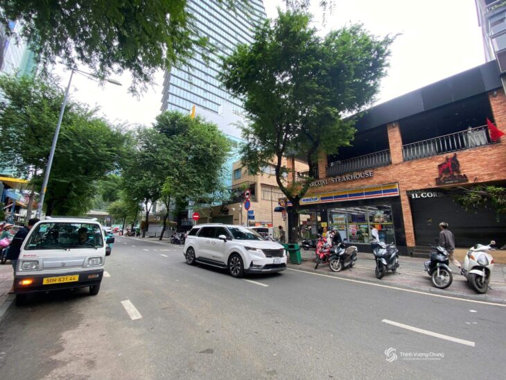 BÁN NHÀ 2 MẶT TIỀN TRUNG TÂM QUẬN 1 – LÊ THÁNH TÔN GÓC NGÔ VĂN NĂM