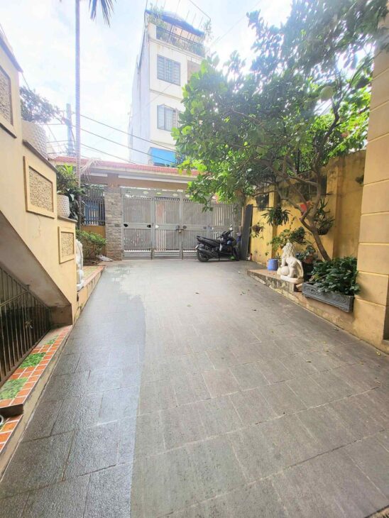 BÁN NHÀ NGỌC THUỴ, 110M x 5 TẦNG, MẶT TIỀN 6.5M, GARA, ÔTÔ TRÁNH