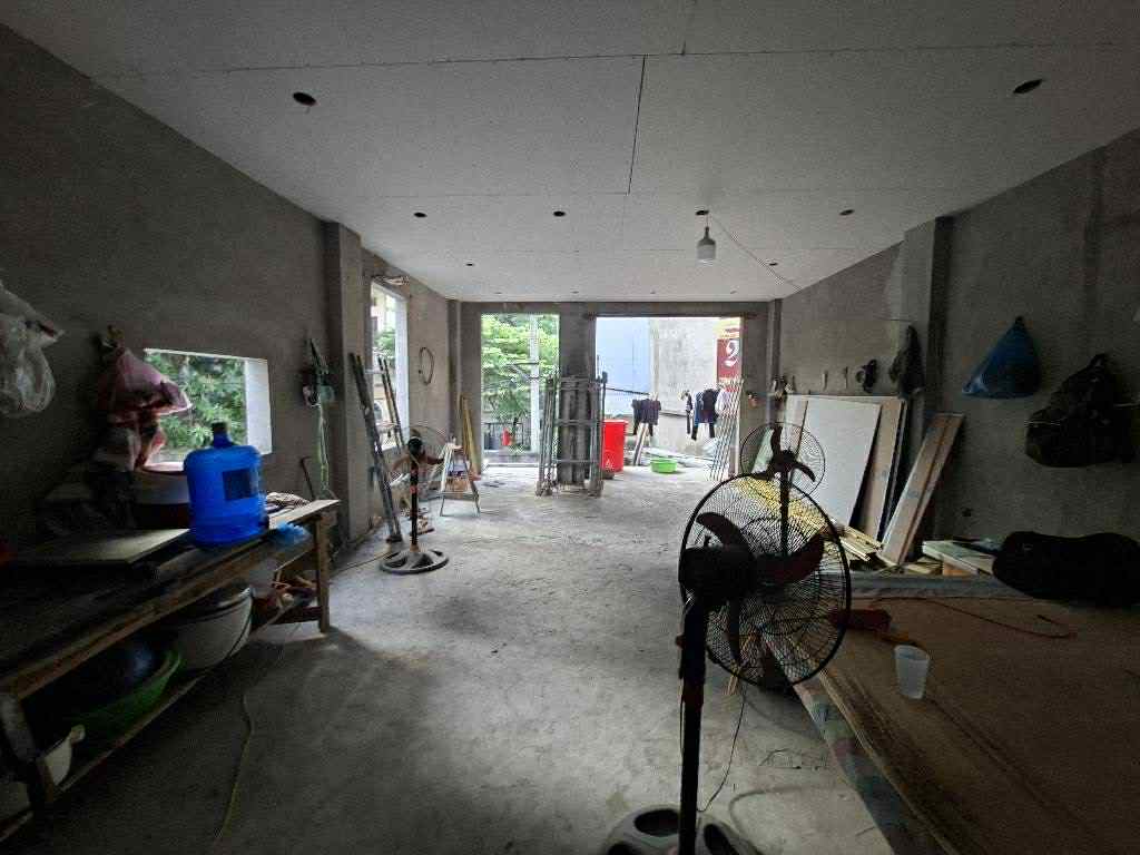 Siêu phẩm lô góc Long Biên, 57m x 6 tầng, thang máy, mặt tiền 15.6m, ôtô tránh, kinh doanh