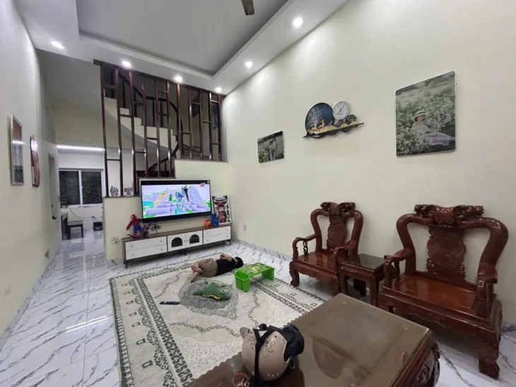 Bán nhà đường 19/5, Hà Đông, Ô tô, 3 thoáng 80×4 tầng giá 16 tỷ.