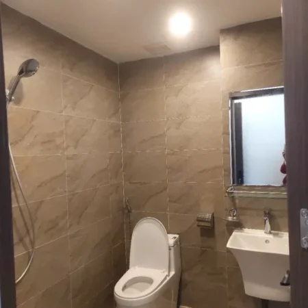 Ô tô đỗ cửa Hồ tùng Mậu Cầu Giấy S64m giá10 tỷ