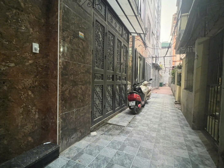 Bán nhà Bắc Từ Liêm, dòng tiền 25 triệu/ tháng, oto cách 30m, chỉ hơn 6 tỷ.