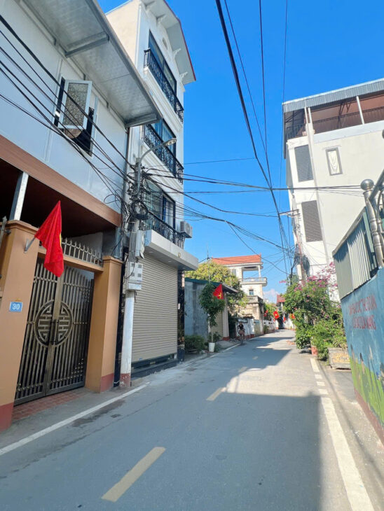 BÁN NHÀ- KINH DOANH- ĐƯỜNG TRƯỚC NHÀ OTO TRÁNH – BÁN KÍNH 1KM- TOÀN DỰ ÁN VÂY QUANH. GIÁ 6.25 TỶ