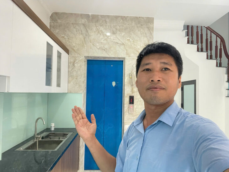 Hiếm!!!! Thượng Cát Nhà Mới 5 Tầng Lô Góc Thang Máy Oto VF3 43m2x5TxMT4m Chỉ 5.85 tỷ