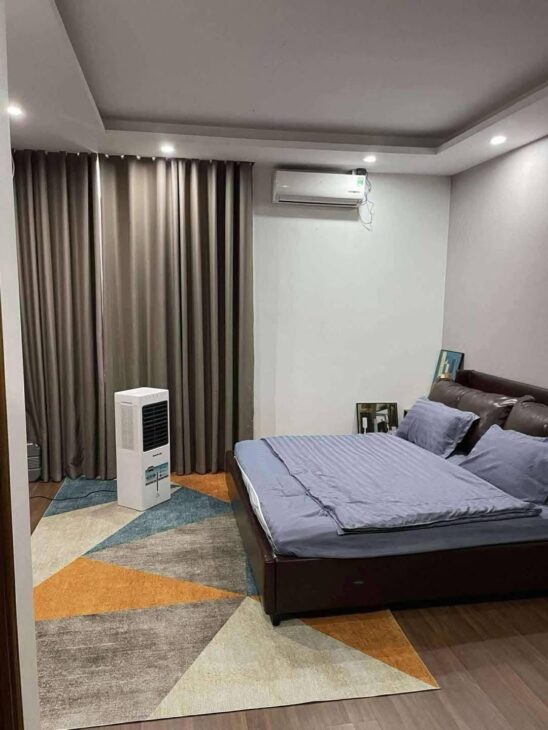 BÁN NHÀ LẠC LONG QUÂN 40M² 5 TẦNG, LÔ GÓC, NGÕ RỘNG Ô TÔ, GẦN PHỐ, NỘI THẤT CAO CẤP, GIÁ 10 TỶ