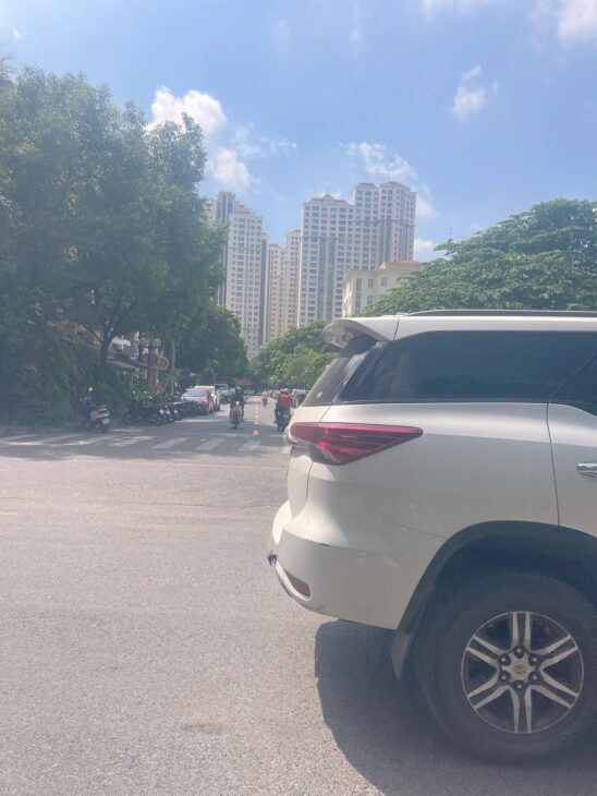 HÓT HÒN HỌT BÁN GẤP NHÀ MẶT PHỐ LÊ HÔNG PHONG ,HÀ ĐÔNG VỈA HÈ LÔ GÓC 3 Ô TÔ TẢI TRÁNH ĐỖ , KINH