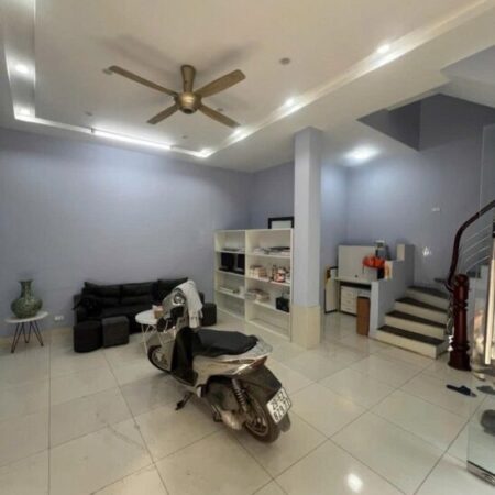 Nhà Phú Đô, lô góc, dân xây 40m2, 5 tầng chỉ 7 tỷ