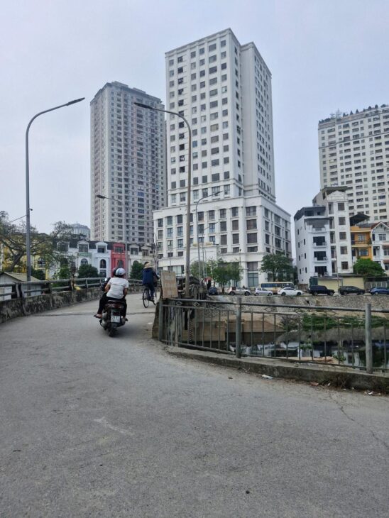 CẦN BÁN GẤP NHÀ TỔ 9 MẬU LƯƠNG HÀ ĐÔNG – MẶT NGÕ – Ô TÔ TRÁNH NHAU – NHÀ ĐẸP – 2 THOÁNG 70M *