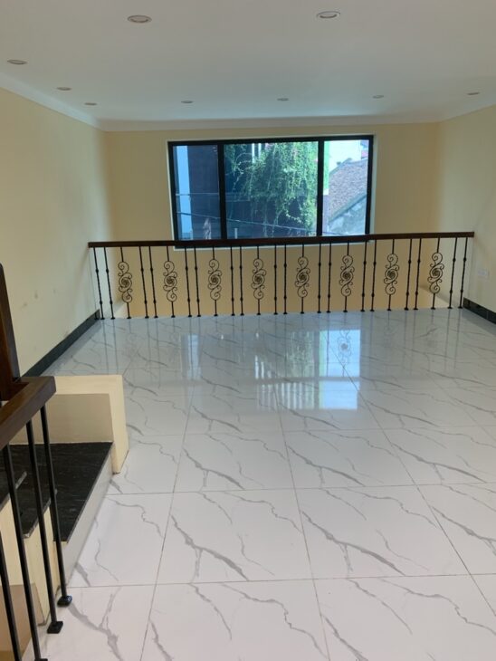 Bán nhà Ngọc Lâm, Long Biên 39m nhỉnh 7 tỷ(TL)