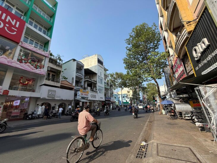 Cần cho thuê mặt bằng hoạt động Mặt tiền Nguyễn Trãi Q.5 TPHCM