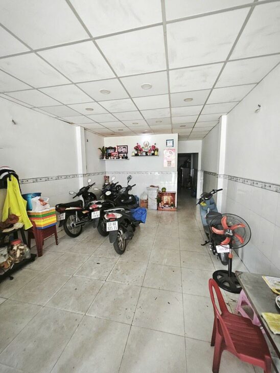 Mặt tiền Vườn Lài, Tân Phú – 72m2, nhỉnh 9 tỷ, công chứng nhanh, mới 8-2025
