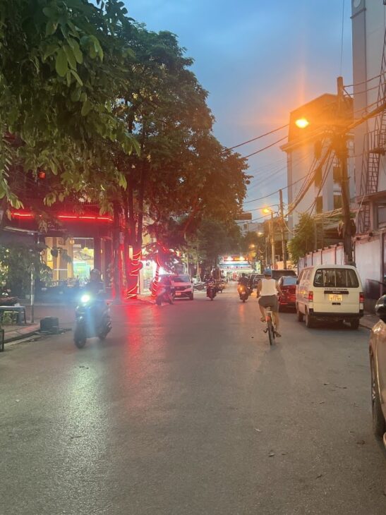 SIÊU PHẨM MẶT PHỐ, LÔ GÓC, THANG MÁY, KD ĐỈNH, 7 TẦNG MỚI ĐẸP, TRUNG TÂM CẦU GIẤY – 25 TỶ