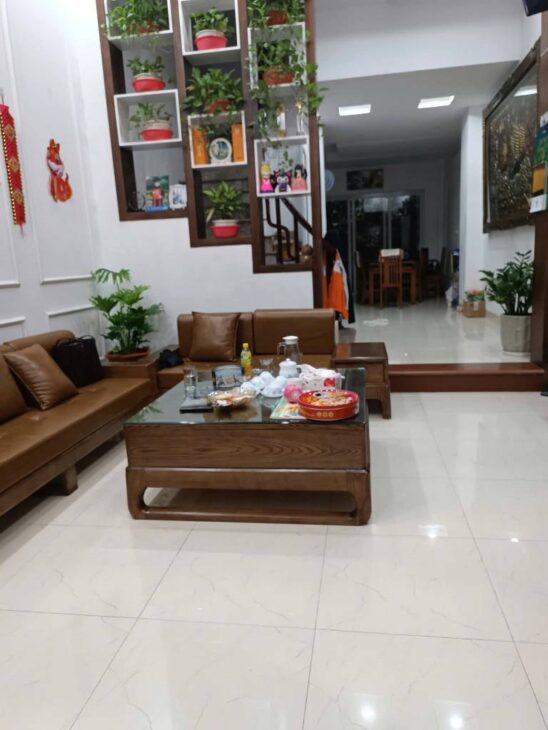 Nhà phố Yên Hoà – 2 mặt thoáng – gần chợ, trường học, tiện ích ngập tràn – 5 Tầng 6 Phòng ngủ, DT