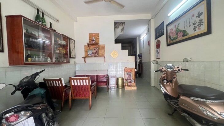 GIẢM 1 TỶ NHÀ HẺM KINH DOANH NGAY EMART, GẦN CHỢ
