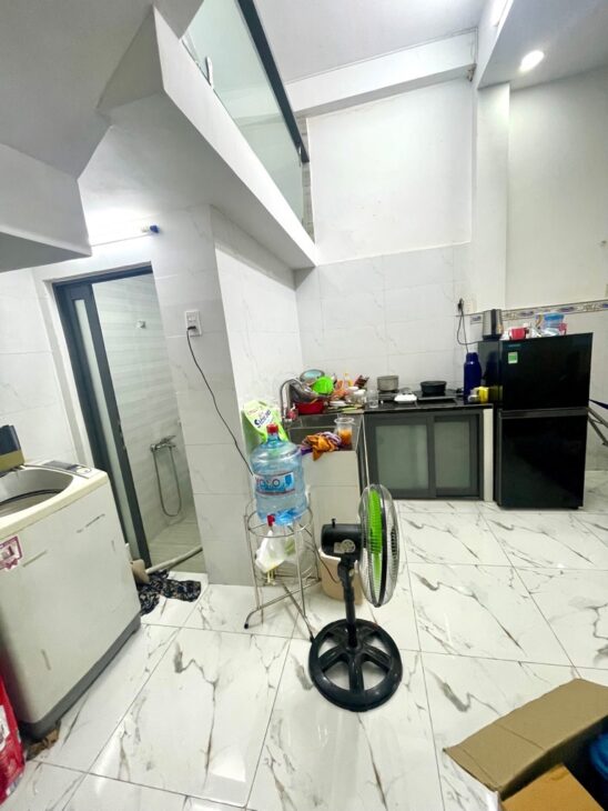 Bán nhà Mặt tiền 1 Lê Lộ, Phường Phú Thạnh, Tân Phú. DT 4,6 x 8, 1 trệt 1 lầu chỉ 5,1 tỷ
