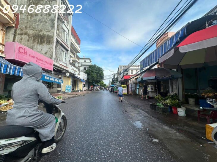 Nhà mặt đường Thiên Lôi , vị trí cực đẹp kinh doanh tốt