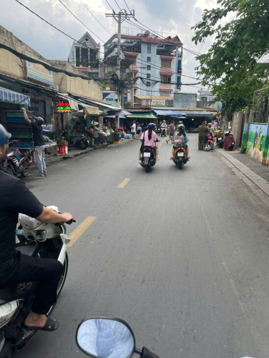 Bán nhà mặt tiền 5x28m giá 12,5 tỷ Đường Đồng Hưng Thuận 2