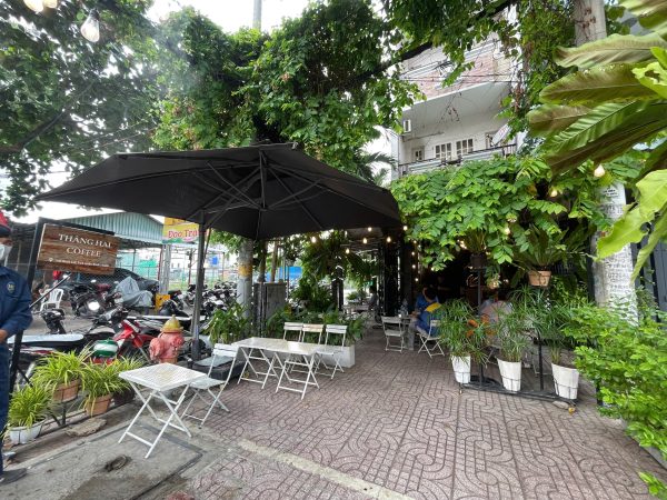 Bình Thạnh ! NHANH CÒN ! QUÁN CAFE GÓC 2 MT ĐẸP LẮM ! DTSD 6m x 14m , Lề Đường góc rộng, Tel