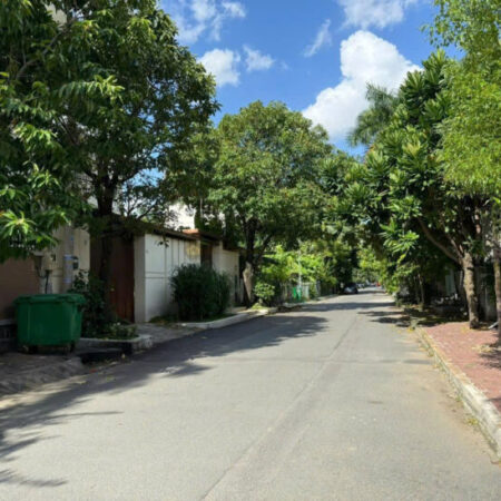 kẹt tiền cần Bán Gấp Lô Đất liền kề, hẻm xe hơi đường số 8, Phường Bình An, Quận 2.