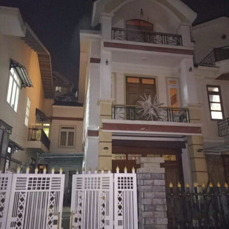 BÁN VILLA HÙNG VƯƠNG P9 ĐÀ LẠT – 5PN, FULL NỘI THẤT, HẺM Ô TÔ – 20 TRIỆU/THÁNG